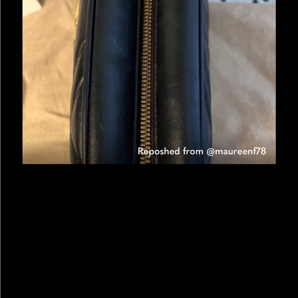 Gucci Black Leather Shoulder Bag with Gold Logo - Picture 6 of 6